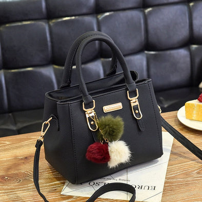 Bolsa Feminina em Couro Nobre